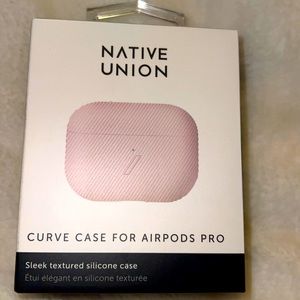 Curve case for AirPods Pro